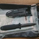 SOG Pentagon FX Blackout tőr