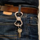 NITE IZE Bottle Opener - Sörnyitó karabiner - Több színben - SBO-03-01
