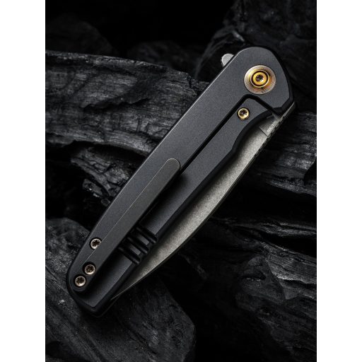 WE KNIFE Shakan Black Blue Holes zsebkés